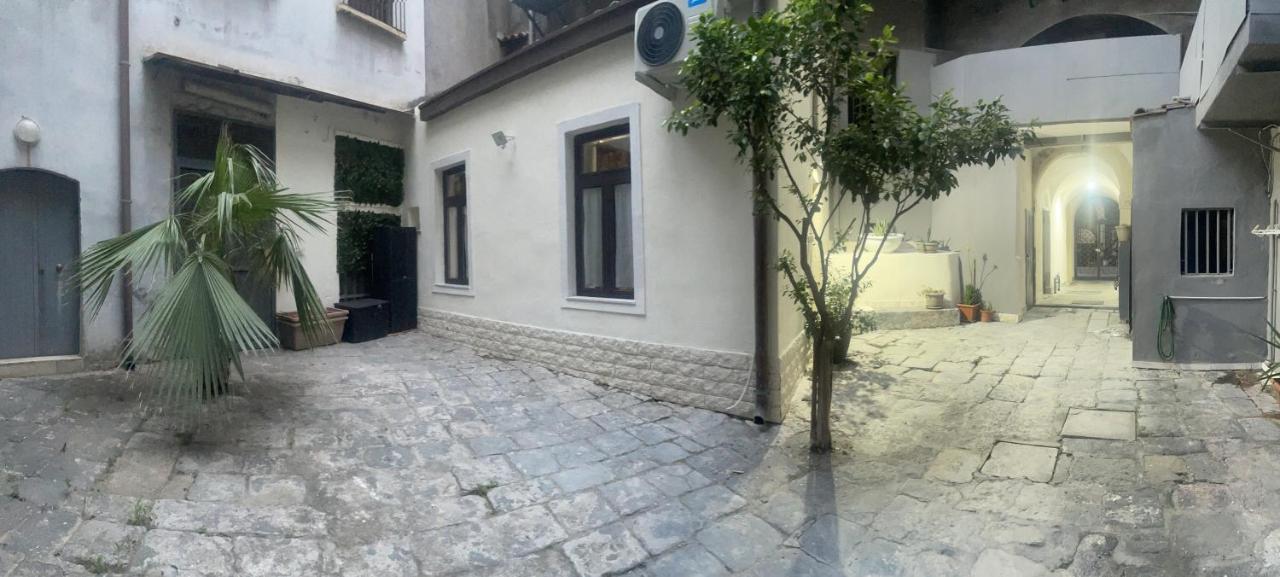 Appartement Mega House 2 à Catane Extérieur photo